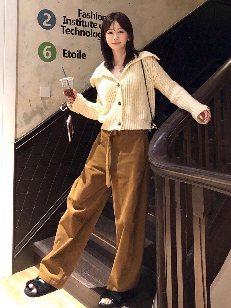 Korean Style Lapel Knit Cardigan: Women's Loose, Age-Reducing Sweater for Autumn and Winter