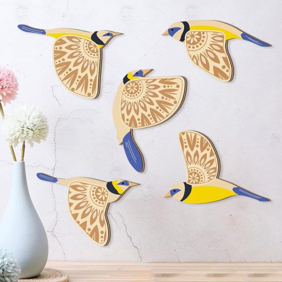 5 Pcs Wooden Flying Bird Wall Art Rustic Scandinavian Style Birds Wall Hanging Decor for Living Room Bedroom Kitchen Office Decor