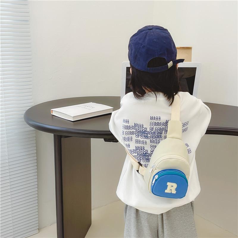 Trendy Children's Fashion Chest Bag Stylish Unisex Baby Shoulder Bag For Kids With Fun Print Design
