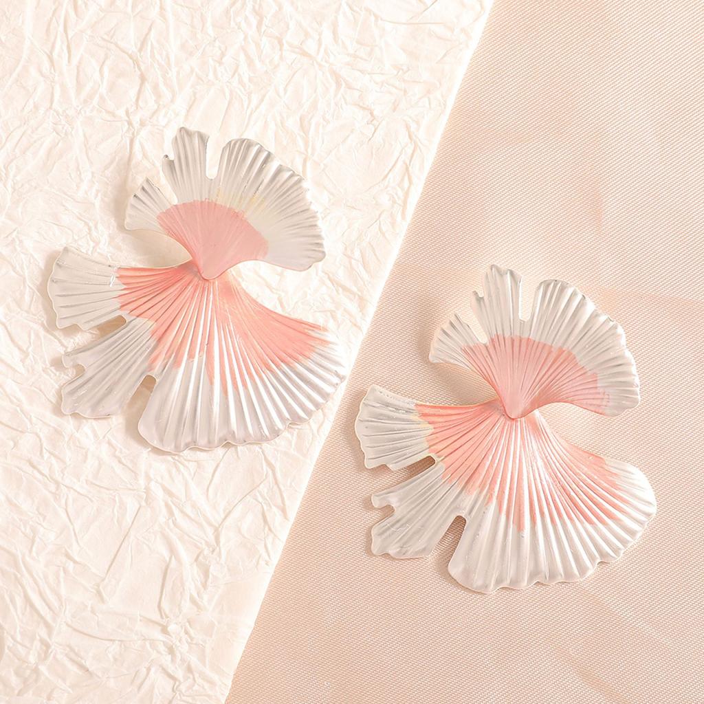 Premium Temperament Versatile Earrings, Personalized Exaggerated Earrings, Ginkgo Biloba Style Earrings Are In Stock.