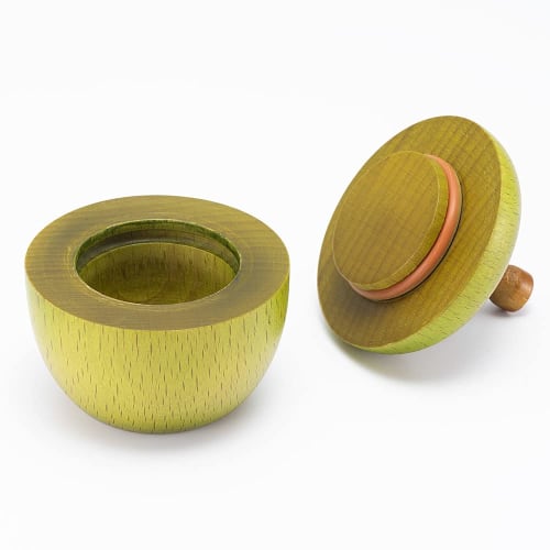 Takita Shoten Mini Applewood Urn, Apple Green, 5.5cm Diameter x 6.8cm Height, Made in Japan, for Memorial Service, Includes Certificate