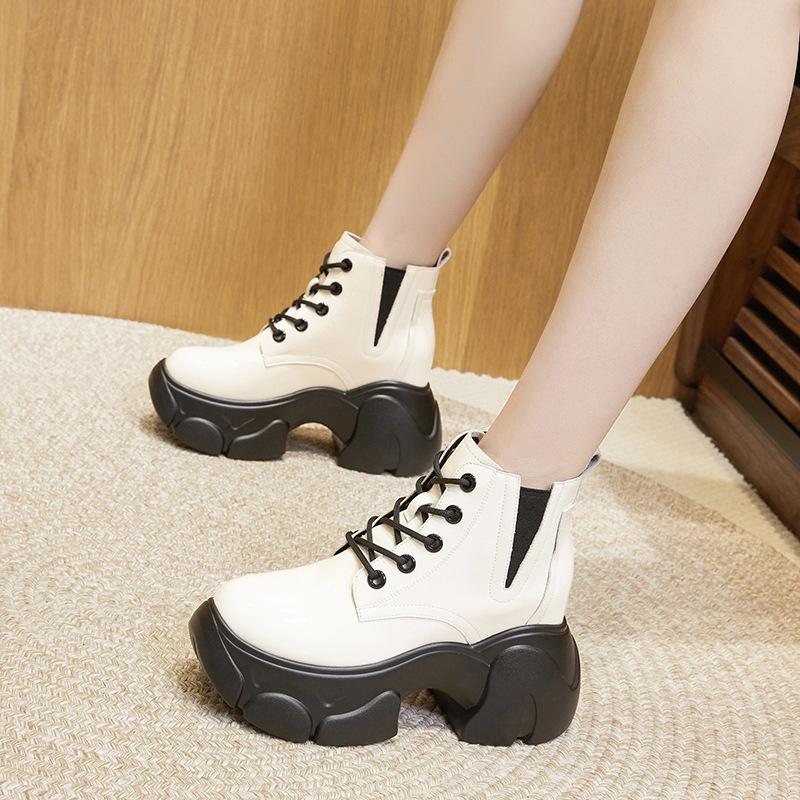 Inner Heightening Martin Boots Women's 2025 New Autumn and Winter Women's Black Chelsea Boots Children's Thick-soled Medium Boots Tide