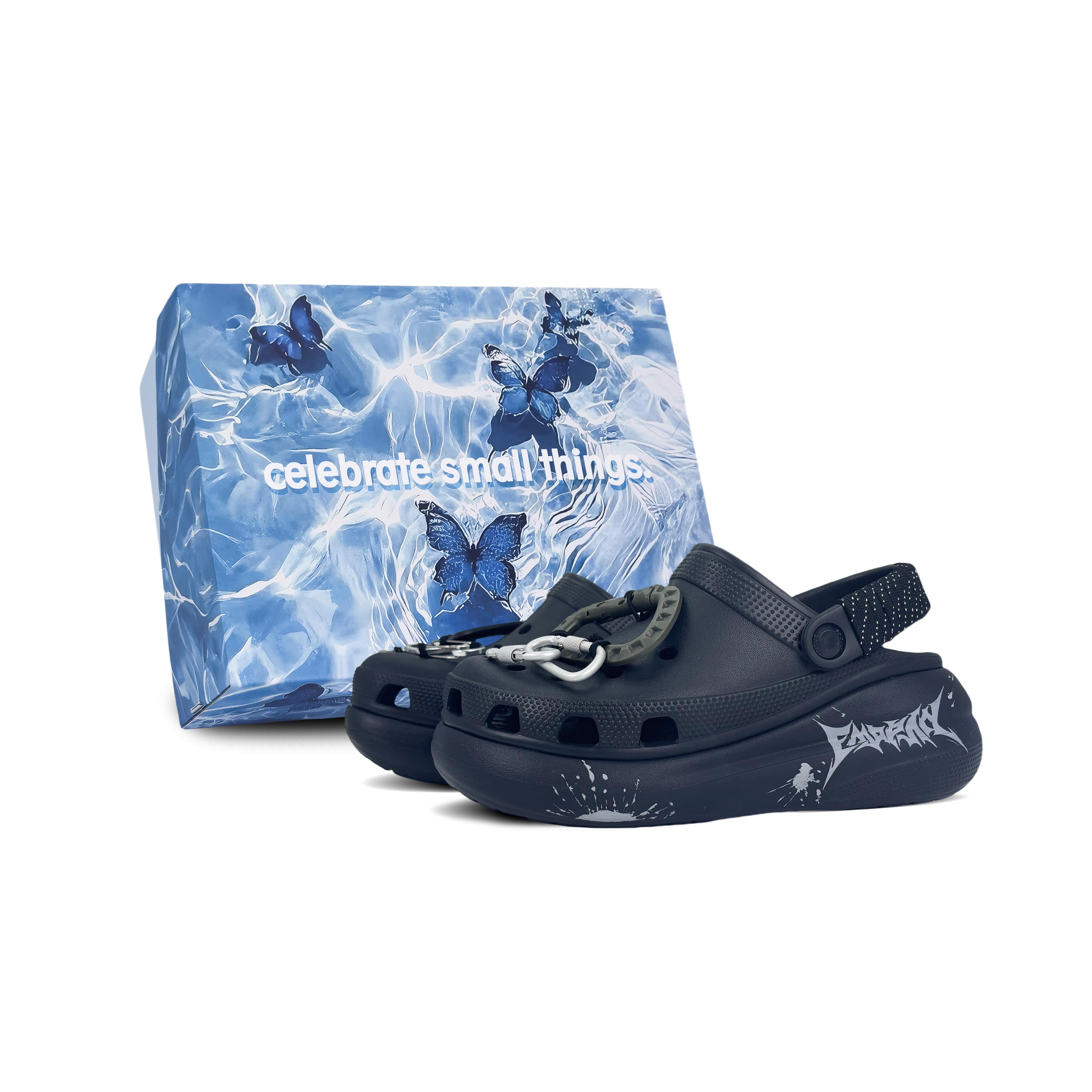 

Crocs Crush Clog EVA Outdoor Trend Black Cool Street Unique Personality Punk Style Sentu Gift Box Clog Shoes Unisex Black 42-43 чёрный