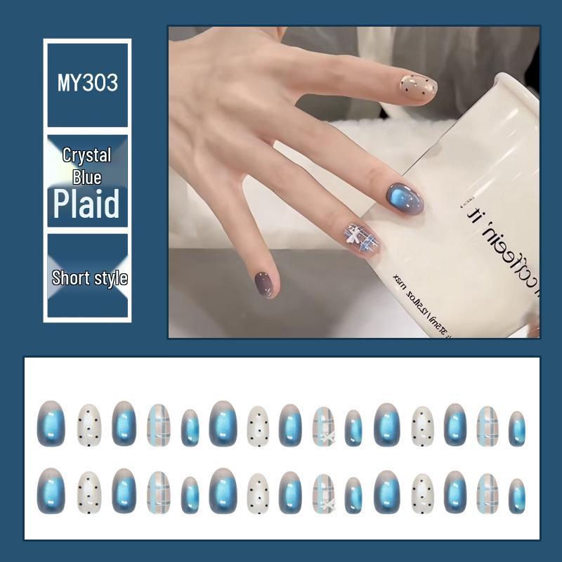 Chasing Light Cat's Eye Crystal Nails: Handmade, Detachable, Flash Diamond Design for Trendy, Stylish Looks.