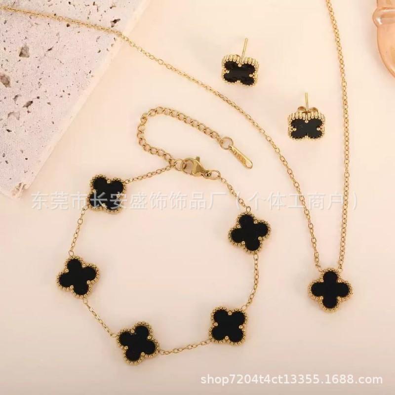 13mm Clover Pendant Necklace Earring Bracelet Set Women 18K Gold Plated Titanium Steel Jewelry Fashion OL Style