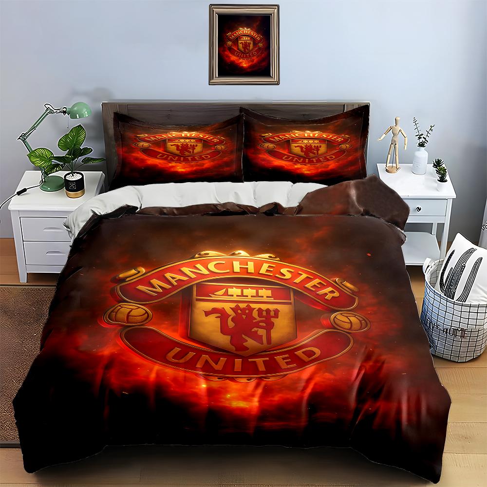 Manchester United logo. Bedding sets Duvet cover sets Duvet covers Pillowcases(1 * Duvet Cover 2 * Pillowcases, without duvet insert)