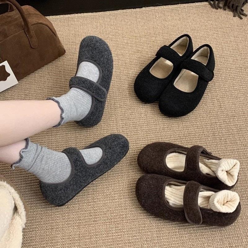New Fluffy Shoes for Women's Outer Wear 2 Winter Shallow Mouth Warm and Velvet Word Mary