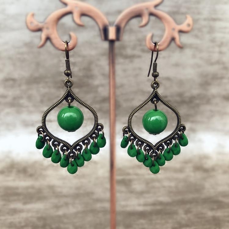 Shuimu's Language, Simple Water Drop Heart Earrings Femininity Small Retro Fashion Versatile Earrings