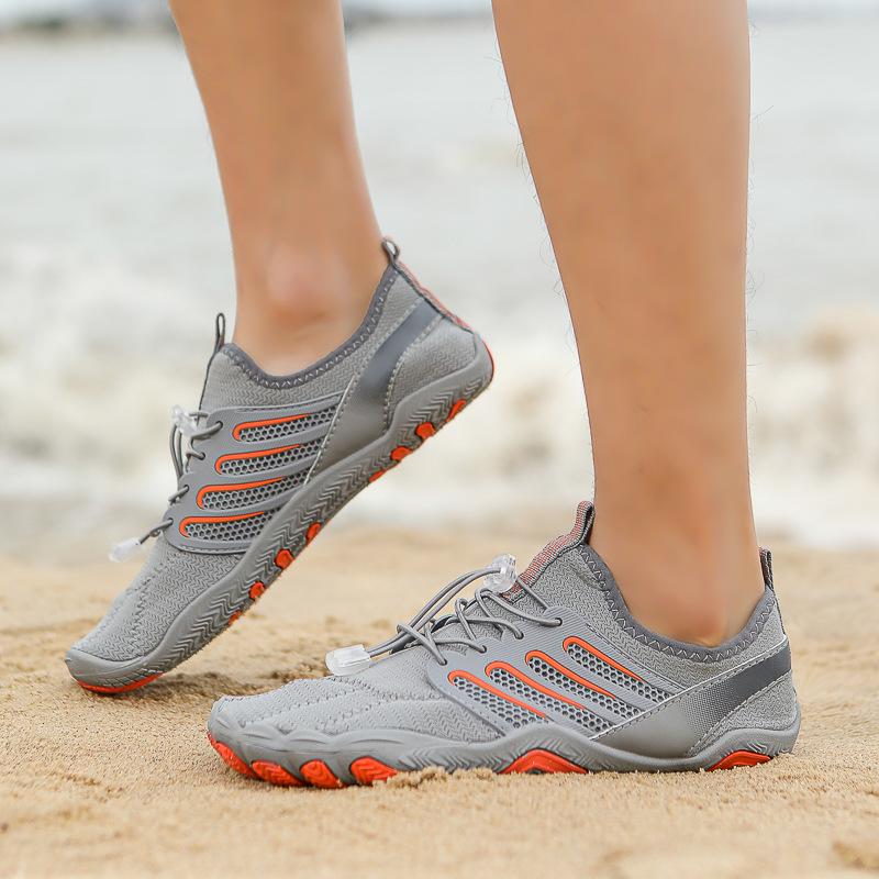 Breathable Non-Slip Quick-Dry Beach Shoes for Couples: Ideal for Swimming, Creek, and Indoor Fitness Activities.