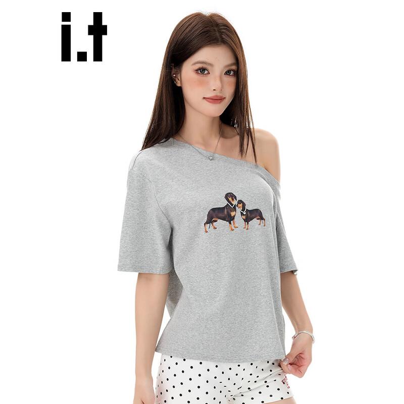 CHOCOOLATEit Dog Print Off-Shoulder T-Shirt