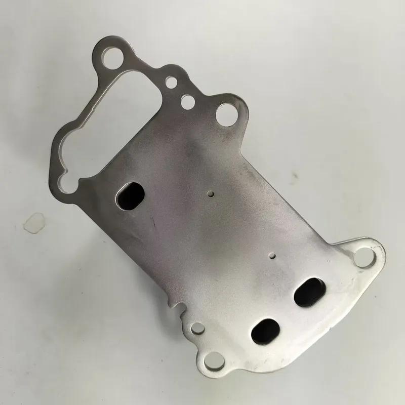 11427802113 Engine Aluminum Oil Cooler For BMW X1 E60 E61 E81 E84 E87 E90 E91 2013-2017