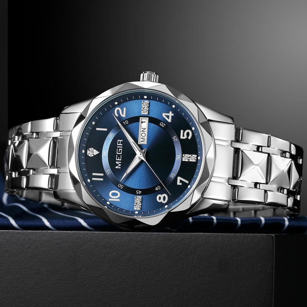 MEGIR Minimalist Fashion Quartz Wristwatch for Men Large Dial Business Leisure Watches with Date Week Clock Montre Homme 1093