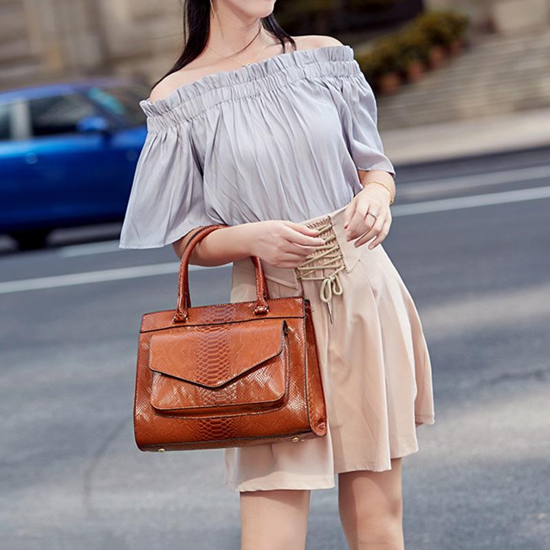 Mode PU Leder Serpentine Umhängetaschen Große Casual Tote Schlange Geprägte Haut Große Umhängetasche Messenger Bag Handtaschen Frauen Taschen mit Top-griff
