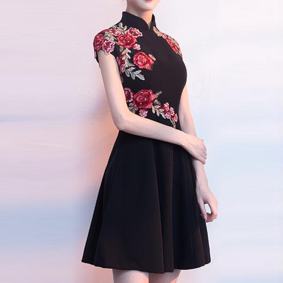Women Cheongsam Dress Half Turtleneck High Waist Above Knee Length Temperament Chinese Dress for Banquet