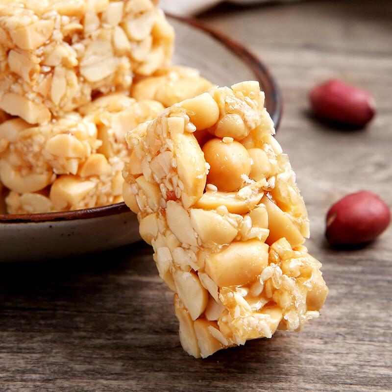 Huang Laowu Original Flavor Peanut Crisp Candy