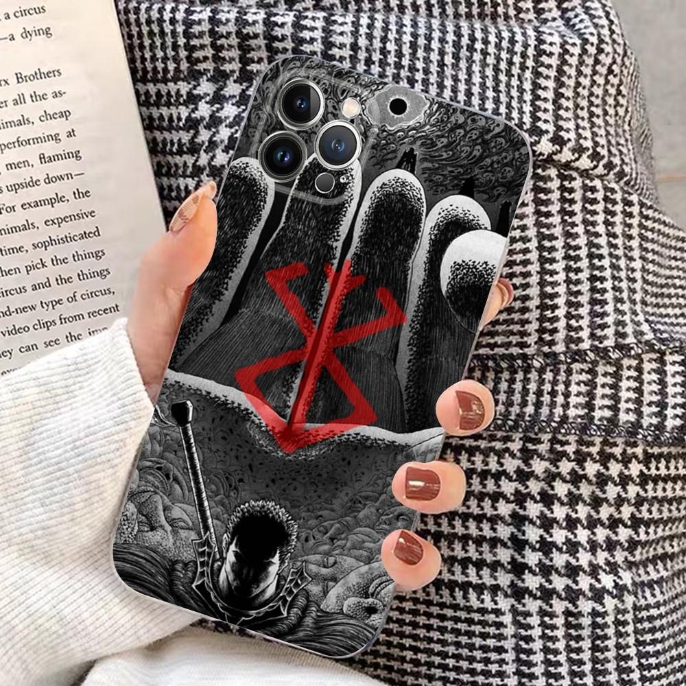 Berserk Comics Anime Phone Case for iPhone 15 8 7 6 6S Plus X SE 2020 XR XS 14 11 12 13 Mini Pro Max Mobile Case