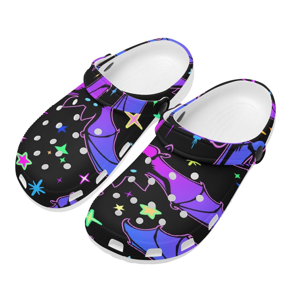 White EVA Clogs with Colorful Skull Print, Lightweight Slip On Garden Shoes, Breathable Beach Sandals, Indoor Outdoor Slippers for Men Women