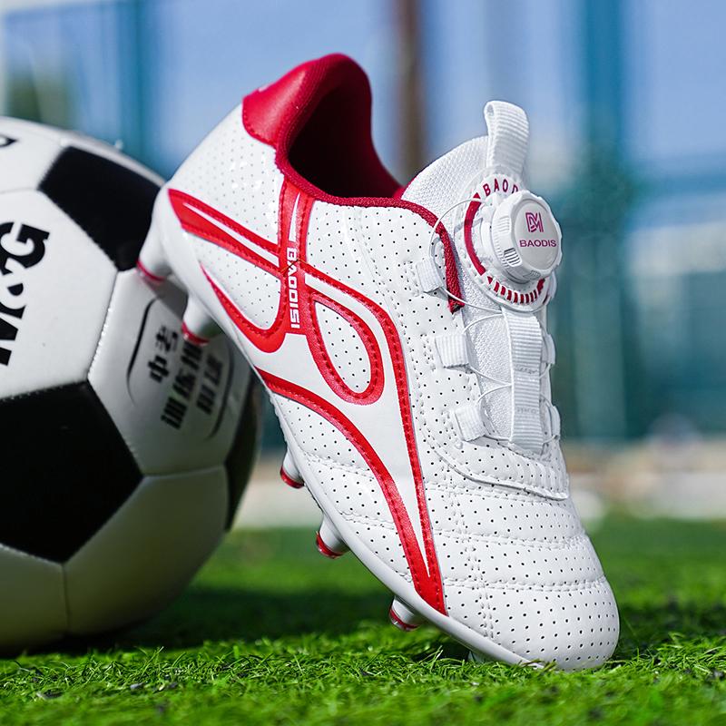 

New Men student Professional Cleats Non-Slip Football Boots Soccer Shoes Boys Ultralight Match Grass Training Shoes Drop 32