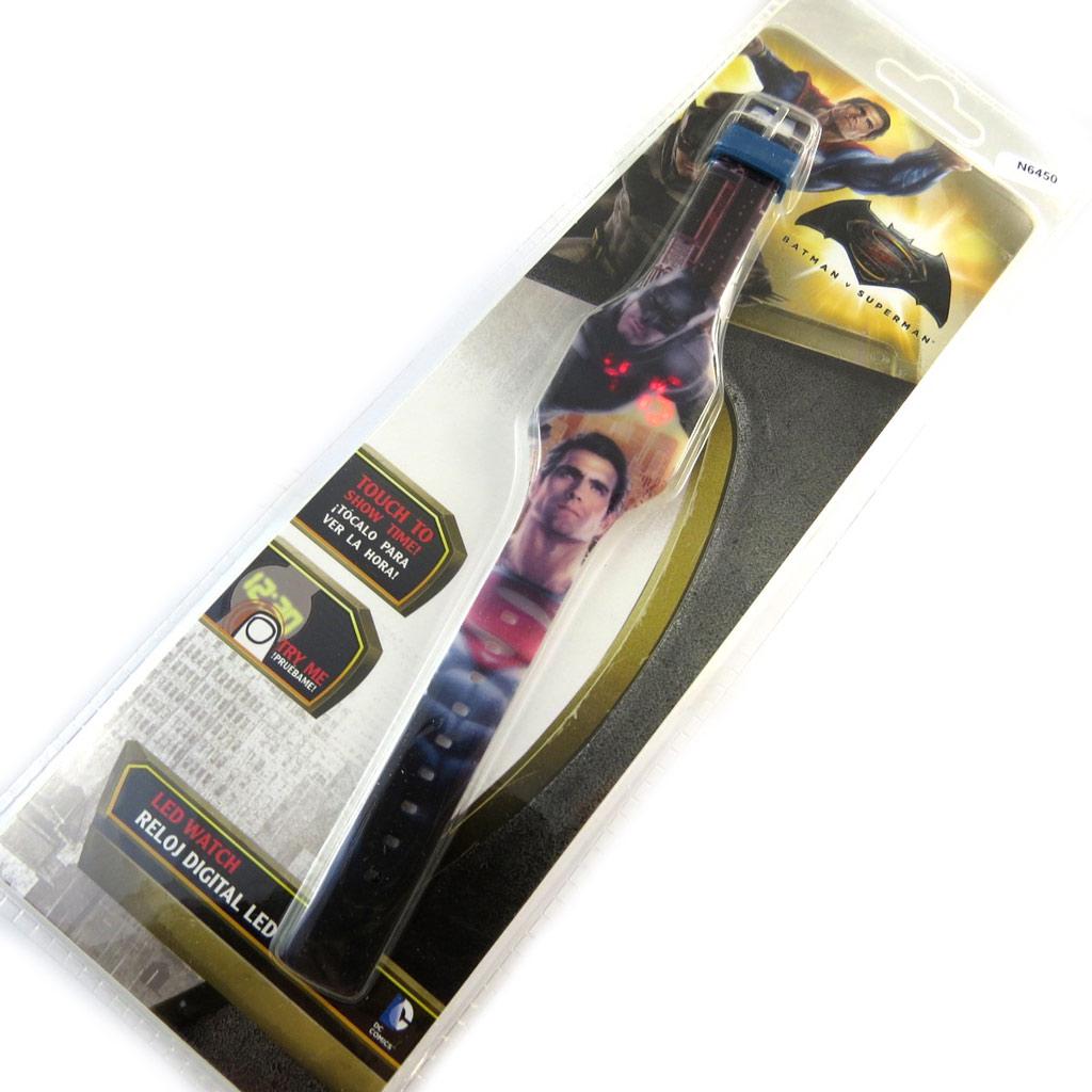 Avengers [N6450] - Montre LED digitale 'Batman vs Superman' multicolore