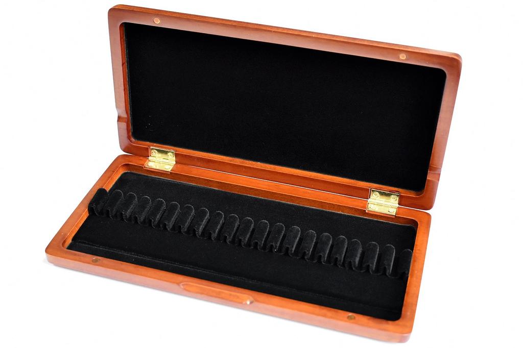 Marigaux Wooden reed case for 20 Natural oboe, pieces, Color