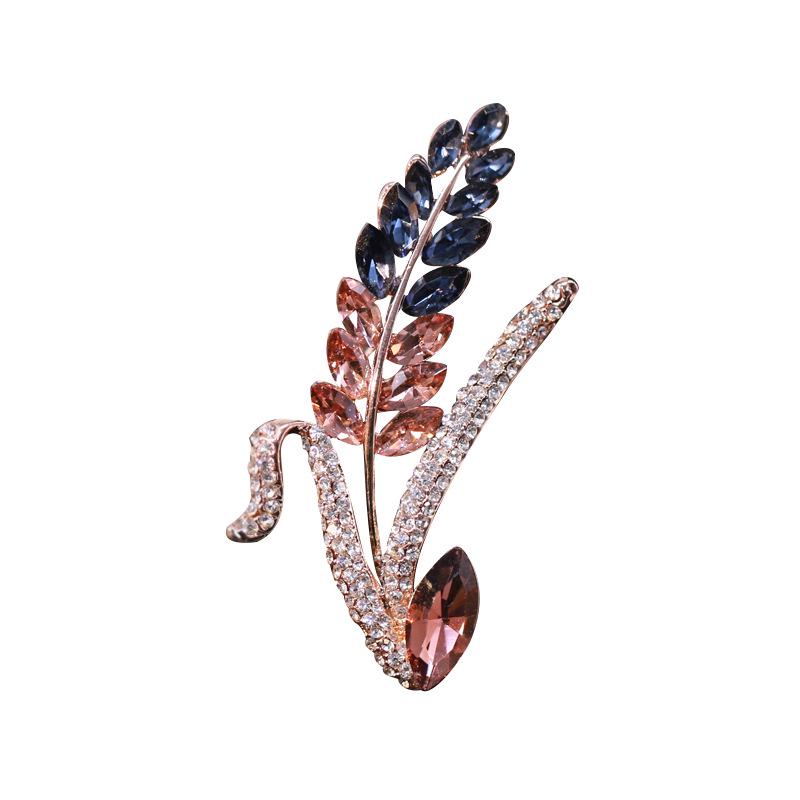 Korean Wheat Ear Rhinestone Brooch: Luxurious Crystal Corsage Pin for Women