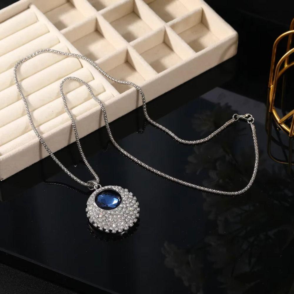 Elegant Design Long Chain Necklace Minimalist Style Crystal Pendant Necklace  Women Fashion
