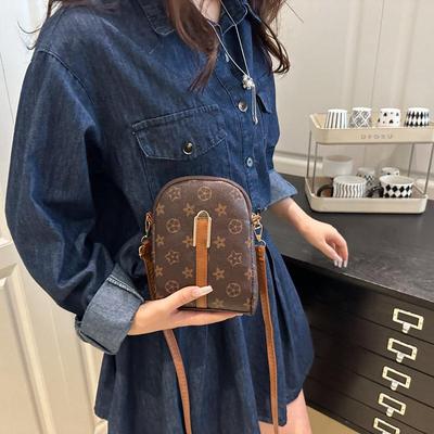 Autumn 2025 Stylish Women's Single Shoulder Crossbody Bag - Unique Design, Floral Casual Cell Phone Bag