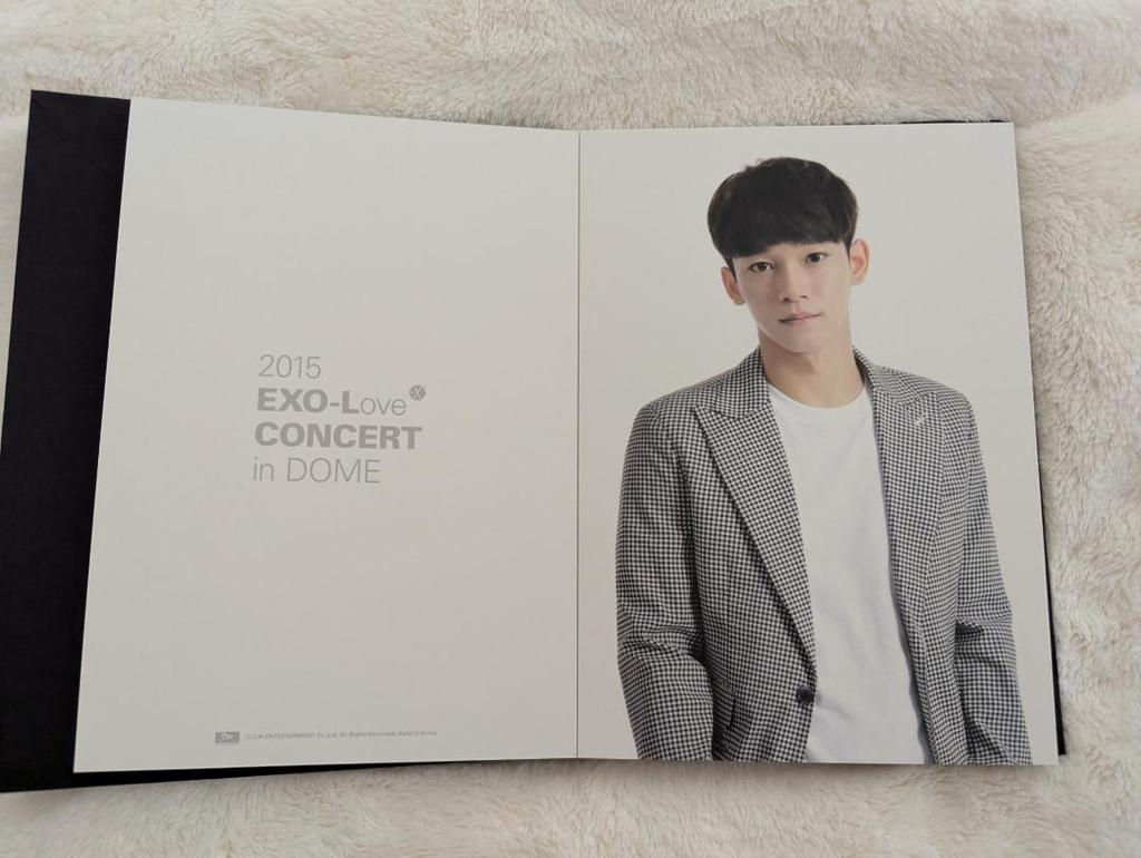 [USED] 2015 EXO-Love Concert in Dome Postcard Book