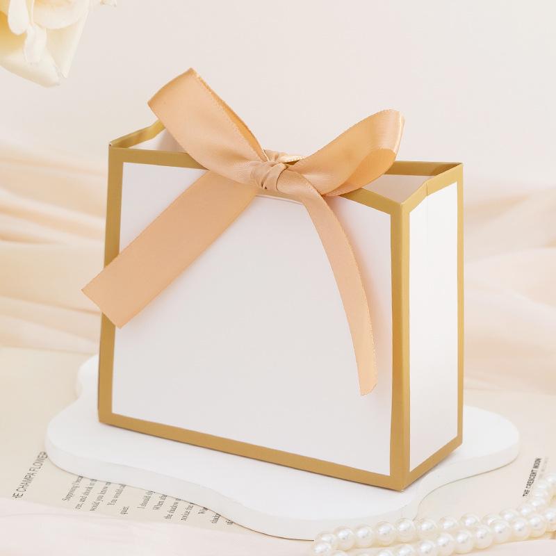 2025 European Style Wedding Candy Handbag Box - Elegant and Fresh Design