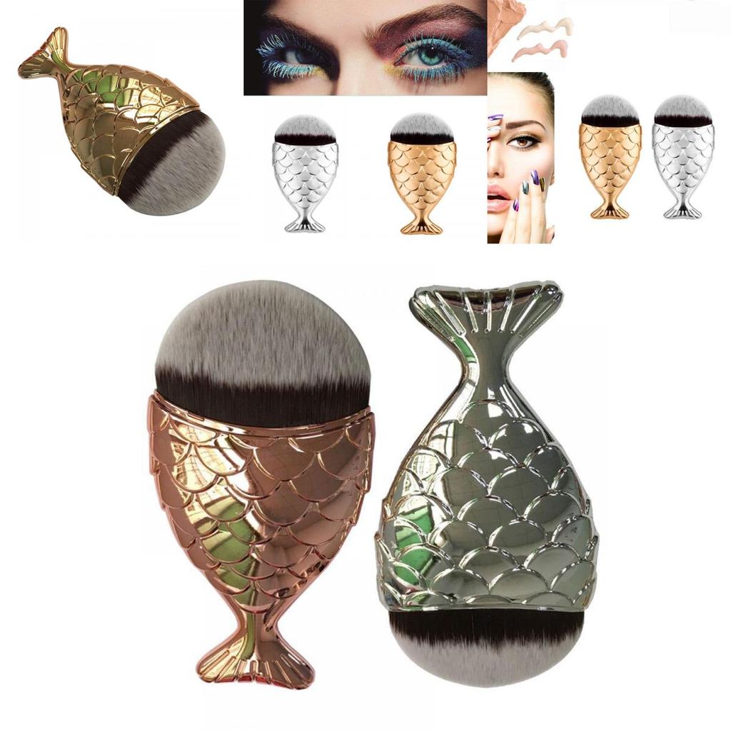 Mermaid Fish Scale Makeup Brush With Fish Tail Foundation Brush Powder Silver