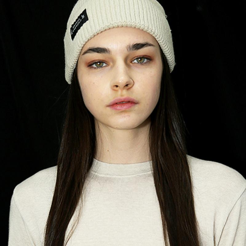 

DAMAGE MNEMONIC Logo Beige Beanie free