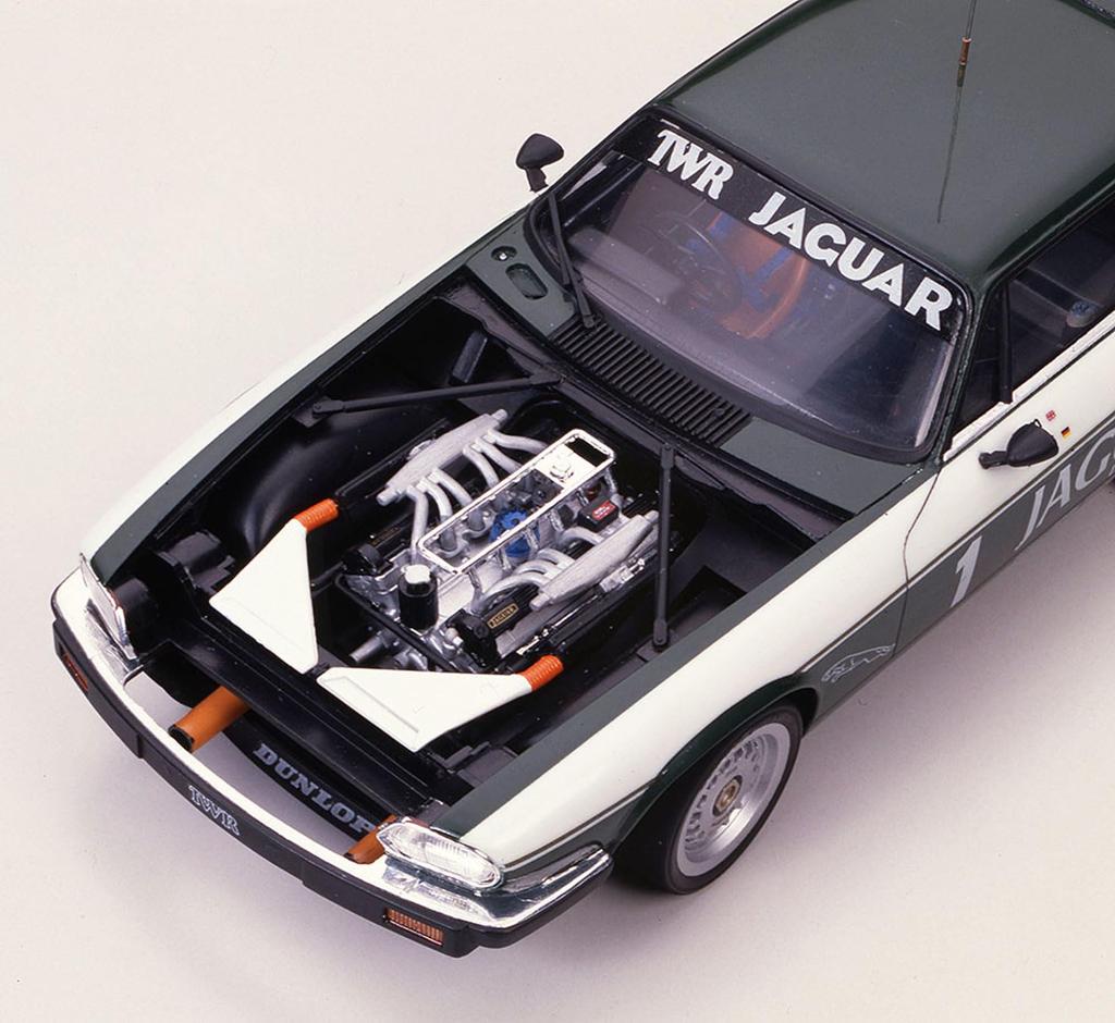 Hasegawa Jaguar TWR Plastikmodell 20305 1/24 XJ-S H.E.