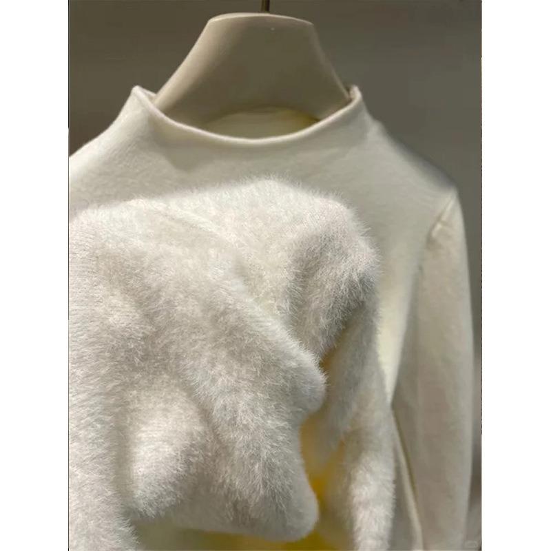 Autumn and winter warm integrated fleece bottoming shirt women's thickened small stand-up collar inner top simple and versatile knitted sweater