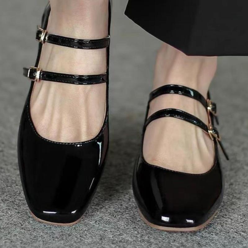 French retro two-tone single shoes casual with skirt all-match high heels 2026 daily patent leather women's Mary Jane shoes