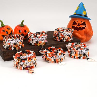 Sada náramků s přívěsky na Halloween - Lebka & Písmeno