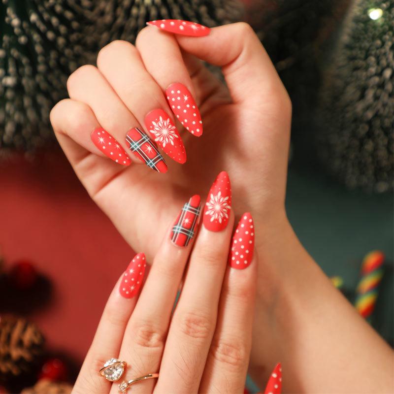 Christmas Manicure Collection: Press-On False Nails & Nail Stickers