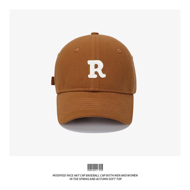 Children's Versatile Fashion Baseball Cap for Spring, Autumn, and Winter - Korean Style Letter Design for Boys and Girls, Trendy Duckbill Hat.