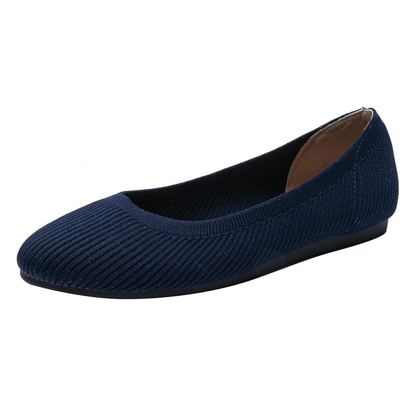 Y2 Women's Plus Size Knit Soft Sole Flat Shoes (Sizes 41-44) - Solid Color, Round Toe, Low-Cut, Old Beijing Style.