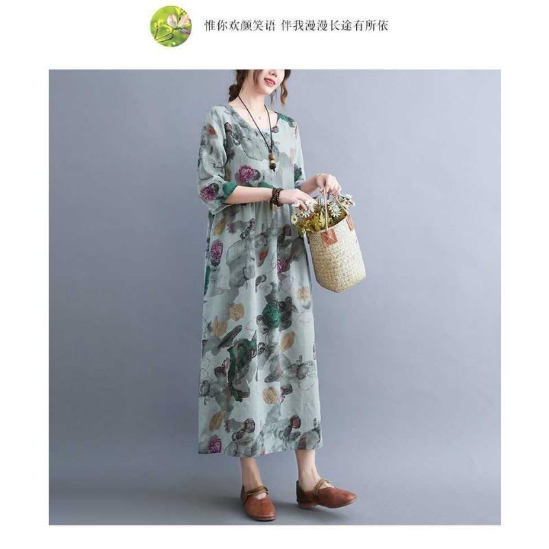 Summer New Literary Large Size Loose Thin Round Neck Five-minute Sleeve Age Reduction Women's Dresses