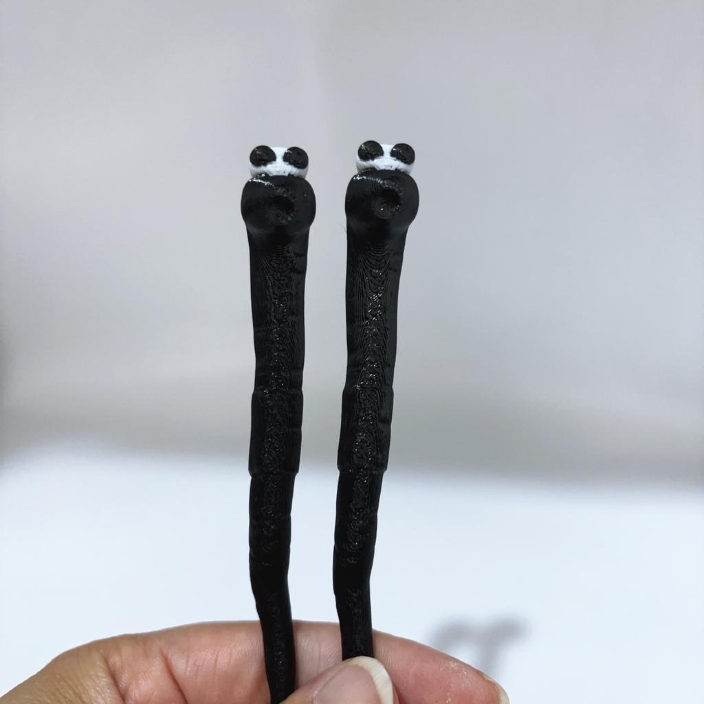 2pcs set of fun potted earthworm plants for garden decoration, cute earthworm garden and terrace accessories, outdoor decoration