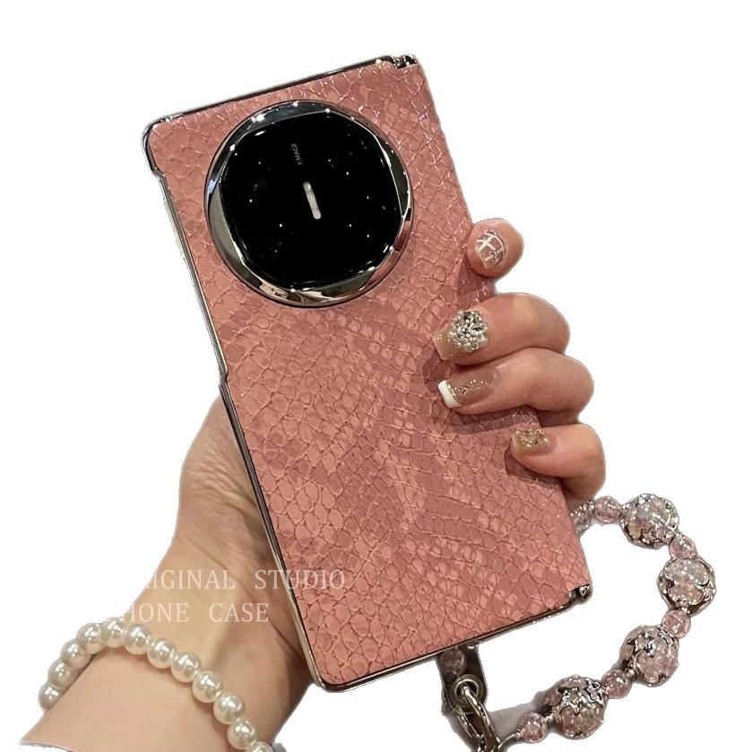 Light Luxury Gilt Snakeskin Pattern Is Suitable for Huawei MateX7 Folding Screen Mobile Phone Case MateX6 Electroplated Silver Edge Protective Case.