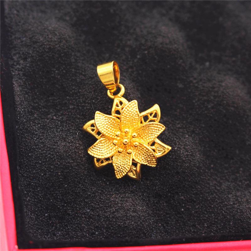 Halskette mit Wassertropfen- und Herzblumenanhänger aus vergoldetem Messing für Damen