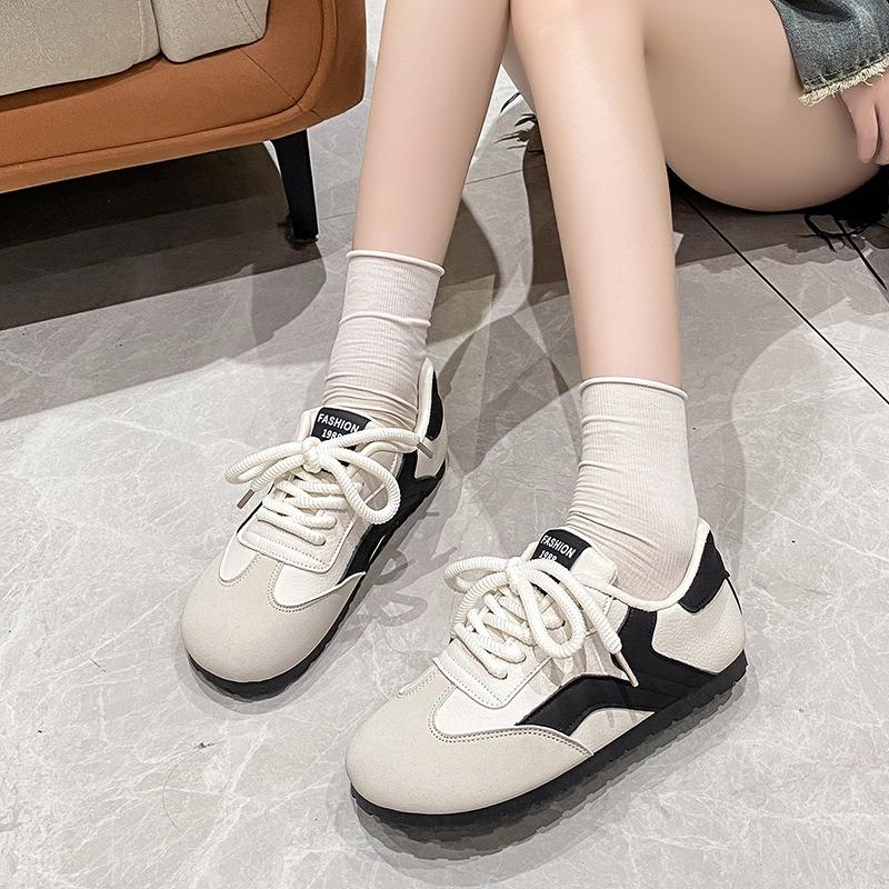 Women's autumn new flat-bottomed versatile color-matching board shoes casual breathable sports shoes