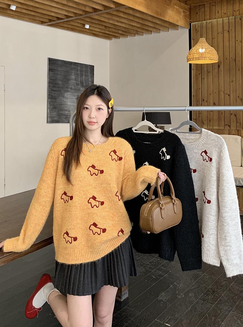 2026 Spring Plus Size Women s Sweet Horse Jacquard Knit Sweater Top 3XL