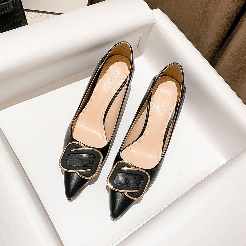 Modne Damskie Buty Biurowe na Wiosnę i Jesień z Czubkiem na Średnim Obcasie Damskie Szpilki Koreański Styl Najnowsza Moda Popularne Buty Y2k