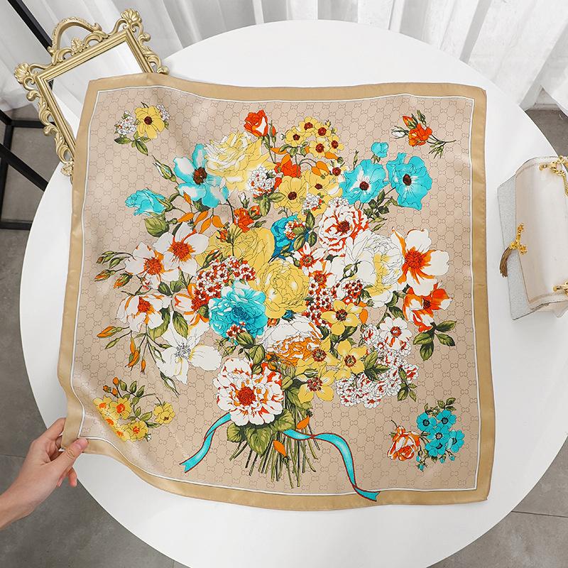 68*68cm 100% Mulberry Silk Scarf Luxury Printed Square Shawl Elegant Lightweight Soft Summer Fashion Accessory Women