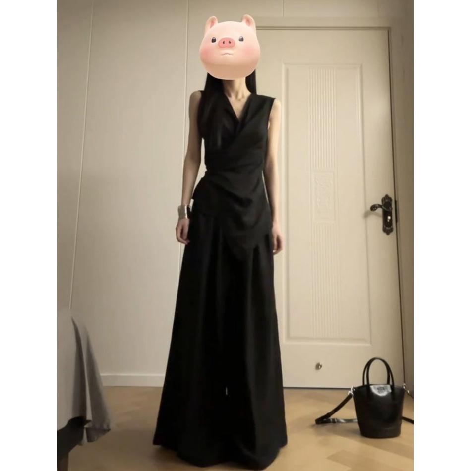 French high-end mature style outfit for women, cool and aloof style, 2026 summer new top and pants fashion set S