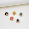 Boucles d'oreilles Cartoon Mignonnes Boucles d'oreilles Puces Fille Originales Visage de Poupée en Résine Boucles d'oreilles Simples pour Femmes