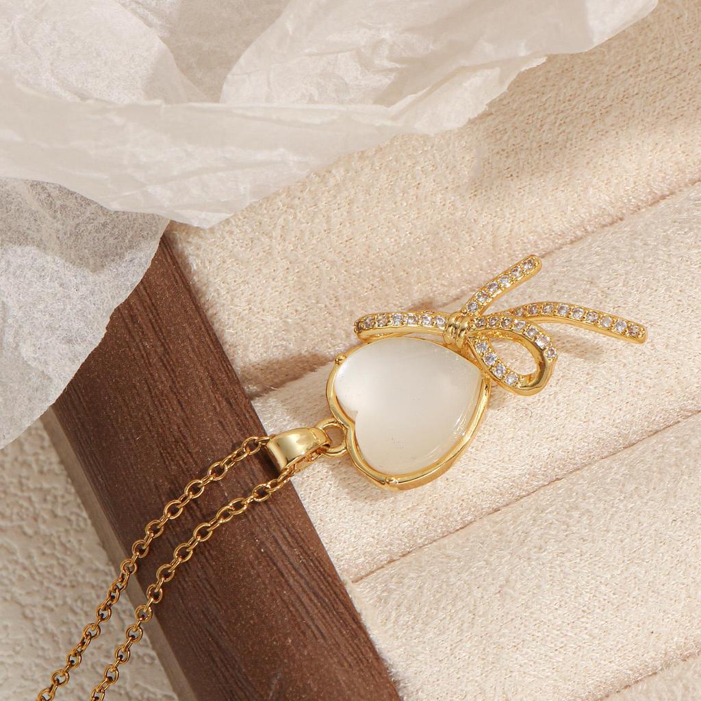 Gold-Plated Heart Bow Cat's Eye Necklace with Cubic Zirconia for Women