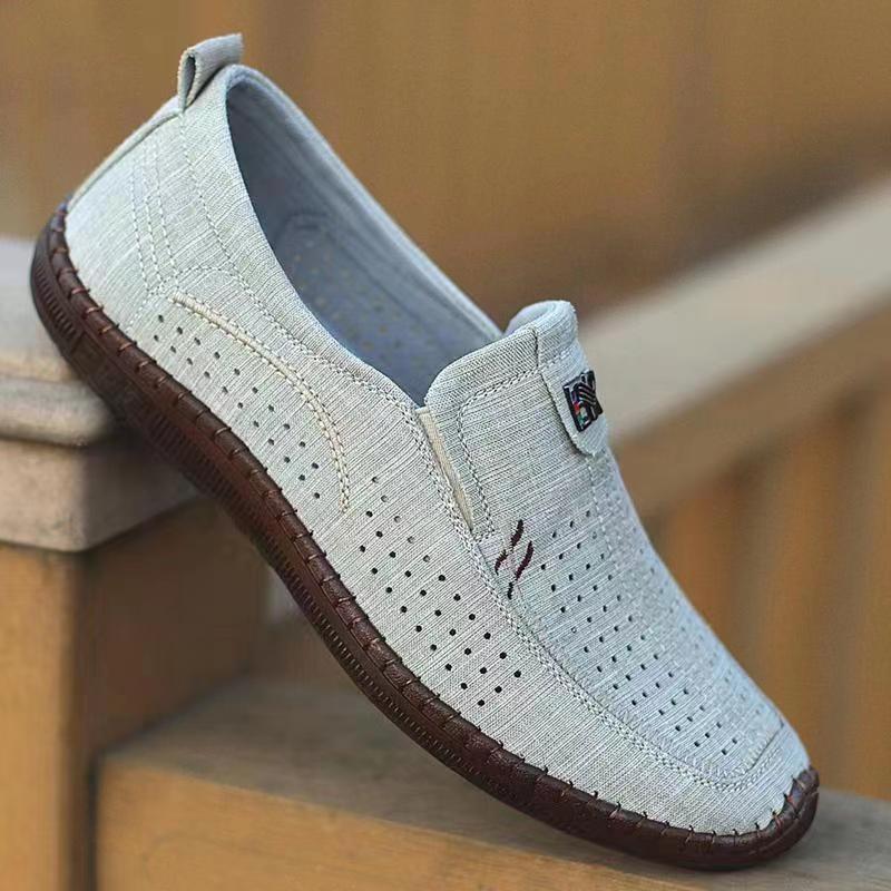 

New men s breathable fly-woven casual shoes with one pedal, simple cloth shoes, soft soles and soft surfaces, fashionable men s shoes, lazy shoes 44 сірий колір